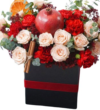 nar çiçek, kış aranjmanı, kutuda gül, yılbaşı çiçeği